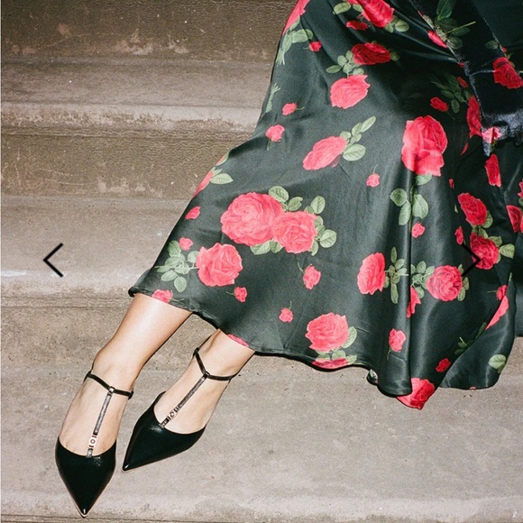 NIB Lavon Black Heels - Picture 2 of 15